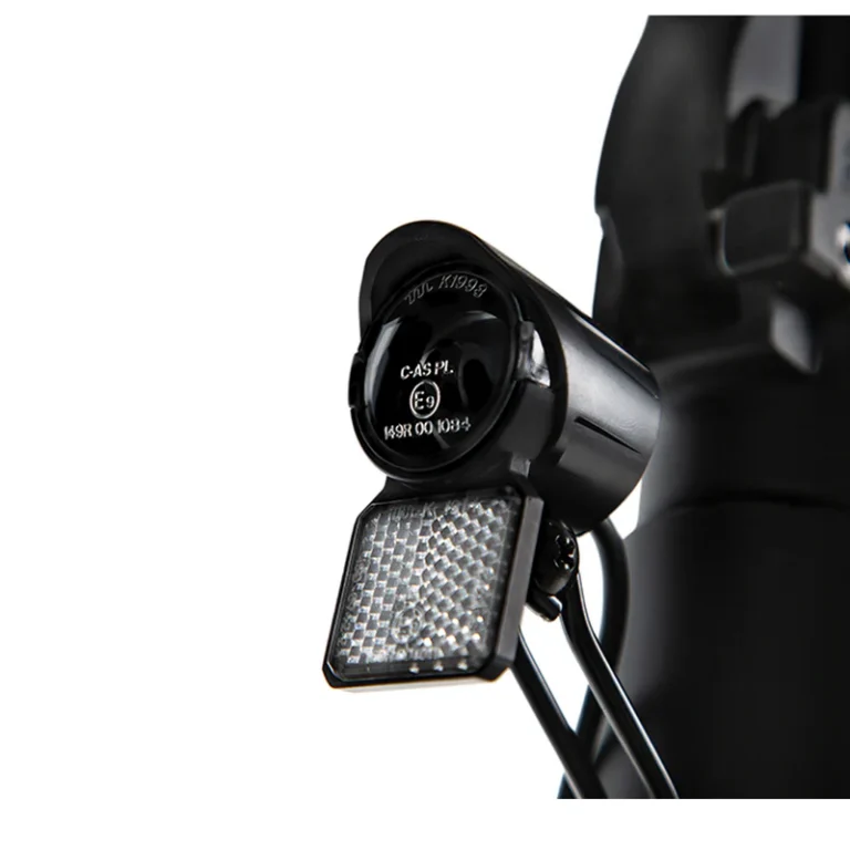 LED headlight lit up on G2 Pro VMP