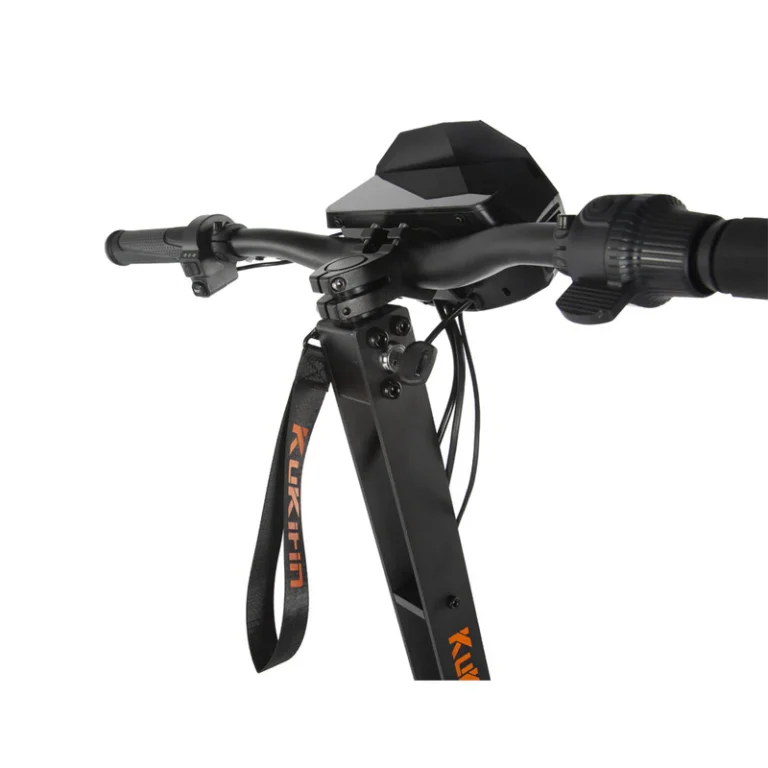 Handlebar controls on KuKirin G4